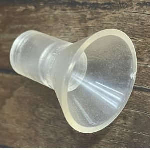 Revolver tártöltő tölcsér